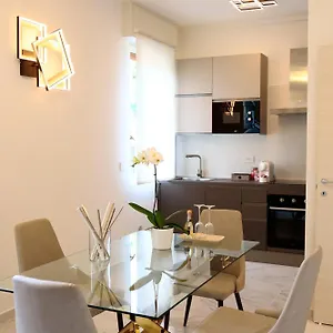 Dreamich - Delle Rive Apartment Desenzano del Garda